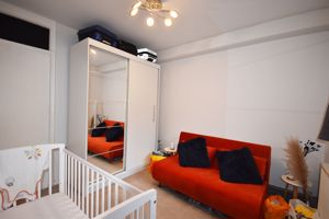 Bedroom- click for photo gallery